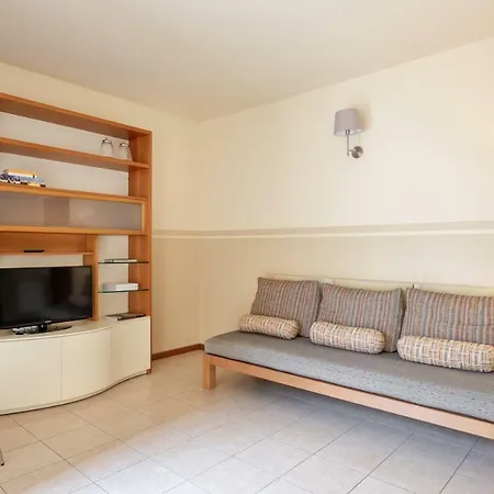 Corte Dei Cipressi 로에